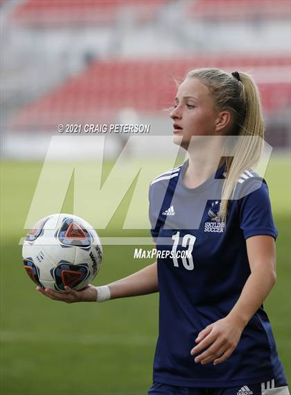 Thumbnail 1 in Skyline vs. Lehi (UHSAA 5A Final) photogallery.