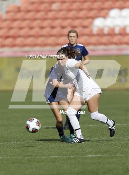 Thumbnail 1 in Skyline vs. Lehi (UHSAA 5A Final) photogallery.