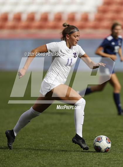 Thumbnail 3 in Skyline vs. Lehi (UHSAA 5A Final) photogallery.
