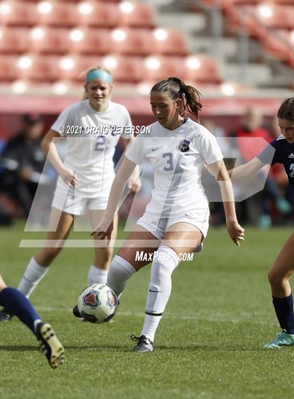 Thumbnail 3 in Skyline vs. Lehi (UHSAA 5A Final) photogallery.