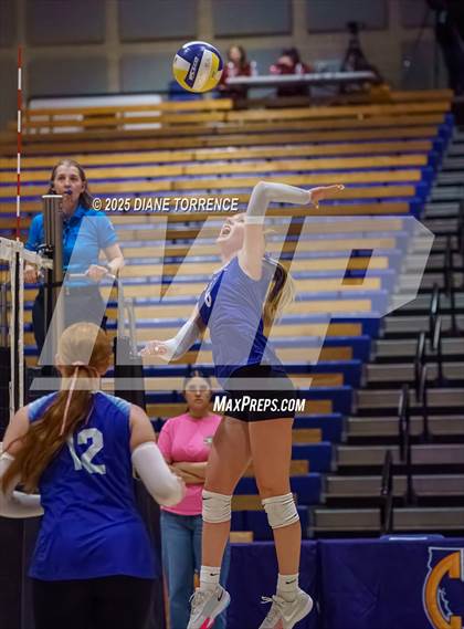 Thumbnail 2 in Capistrano Valley Christian vs  Immanuel (CIF State Division 4 Final) photogallery.