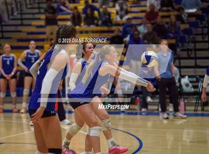 Thumbnail 1 in Capistrano Valley Christian vs  Immanuel (CIF State Division 4 Final) photogallery.
