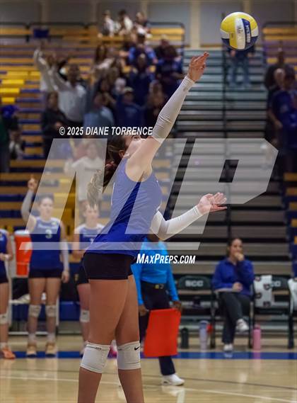 Thumbnail 3 in Capistrano Valley Christian vs  Immanuel (CIF State Division 4 Final) photogallery.