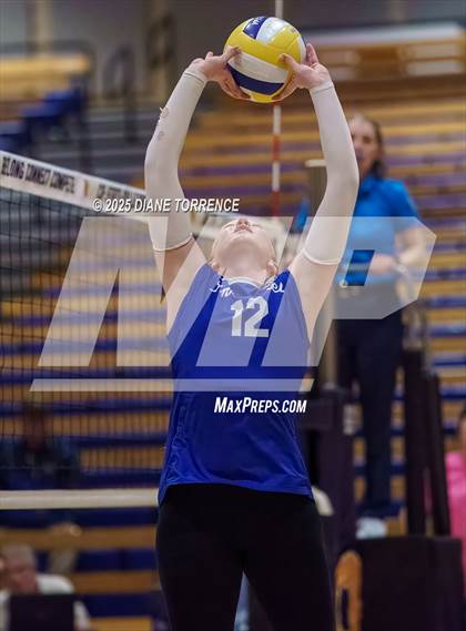 Thumbnail 3 in Capistrano Valley Christian vs  Immanuel (CIF State Division 4 Final) photogallery.