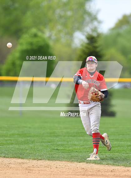 Thumbnail 2 in Marist vs. Lockport photogallery.