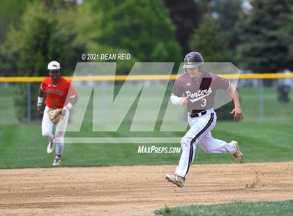 Thumbnail 2 in Marist vs. Lockport photogallery.