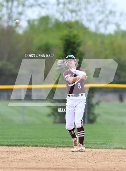 Thumbnail 3 in Marist vs. Lockport photogallery.