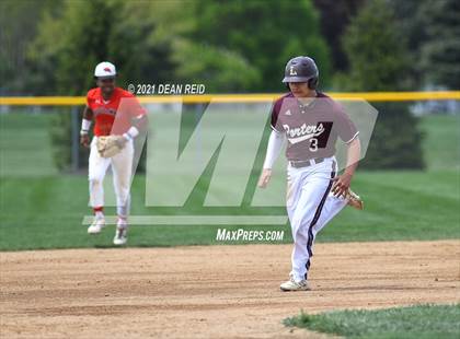 Thumbnail 3 in Marist vs. Lockport photogallery.