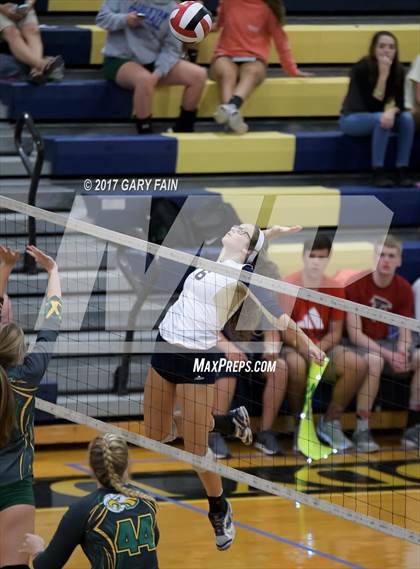 Thumbnail 3 in Soddy Daisy vs Rhea County photogallery.