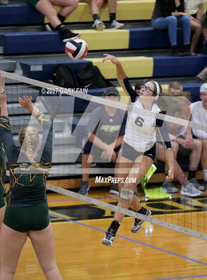 Thumbnail 1 in Soddy Daisy vs Rhea County photogallery.