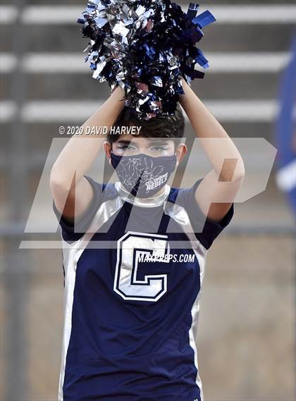 Thumbnail 3 in Columbine vs Mullen photogallery.