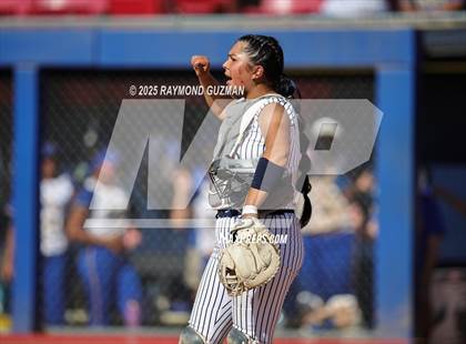 Thumbnail 3 in Dos Palos vs. Orcutt Academy (CIFCS - Division V Championship) photogallery.