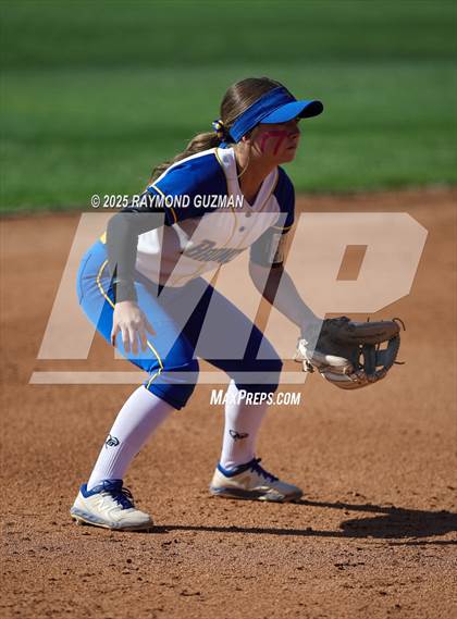 Thumbnail 1 in Dos Palos vs. Orcutt Academy (CIFCS - Division V Championship) photogallery.