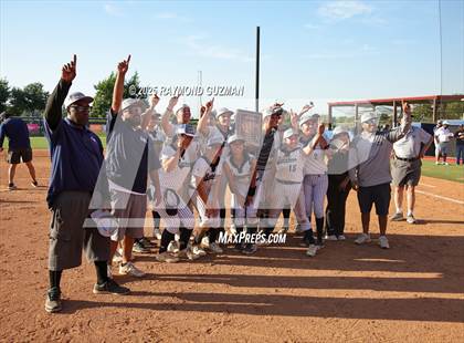 Thumbnail 3 in Dos Palos vs. Orcutt Academy (CIFCS - Division V Championship) photogallery.