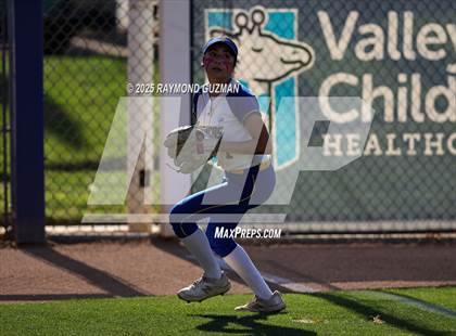 Thumbnail 2 in Dos Palos vs. Orcutt Academy (CIFCS - Division V Championship) photogallery.