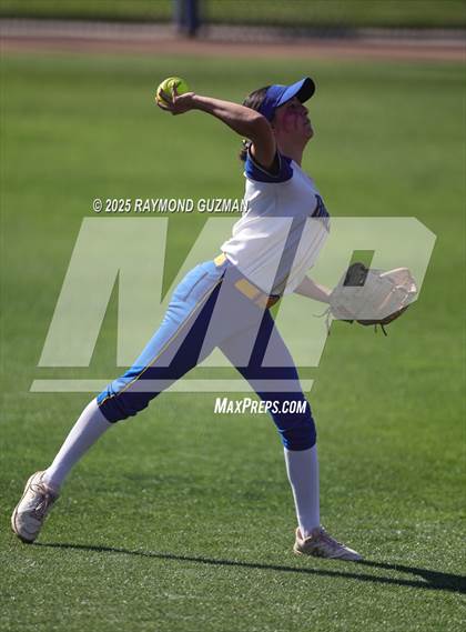 Thumbnail 3 in Dos Palos vs. Orcutt Academy (CIFCS - Division V Championship) photogallery.
