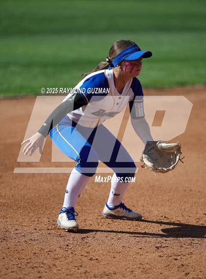 Thumbnail 3 in Dos Palos vs. Orcutt Academy (CIFCS - Division V Championship) photogallery.