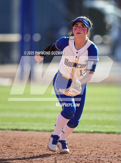 Thumbnail 1 in Dos Palos vs. Orcutt Academy (CIFCS - Division V Championship) photogallery.