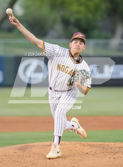 Thumbnail 3 in Campo Verde vs Nogales (AIA 5A L Round 3B Playoffs) photogallery.