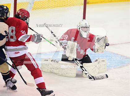 Thumbnail 3 in Conard vs.  Newington Co-op (CIAC D3 Final) photogallery.