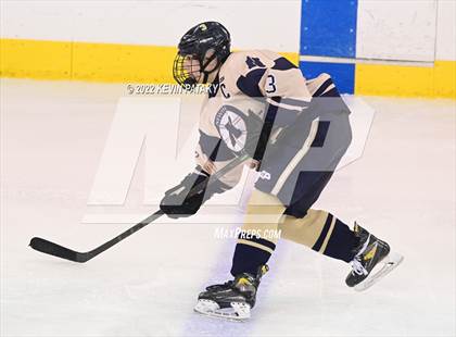 Thumbnail 3 in Conard vs.  Newington Co-op (CIAC D3 Final) photogallery.