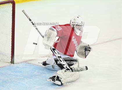 Thumbnail 3 in Conard vs.  Newington Co-op (CIAC D3 Final) photogallery.