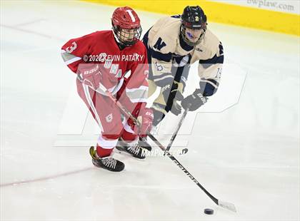 Thumbnail 3 in Conard vs.  Newington Co-op (CIAC D3 Final) photogallery.