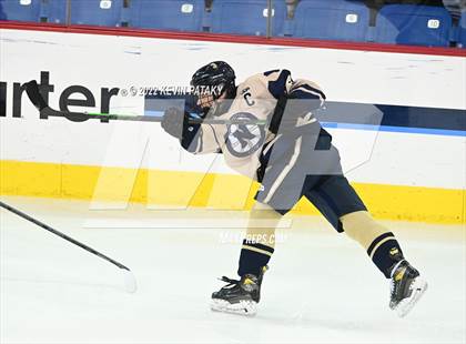 Thumbnail 3 in Conard vs.  Newington Co-op (CIAC D3 Final) photogallery.