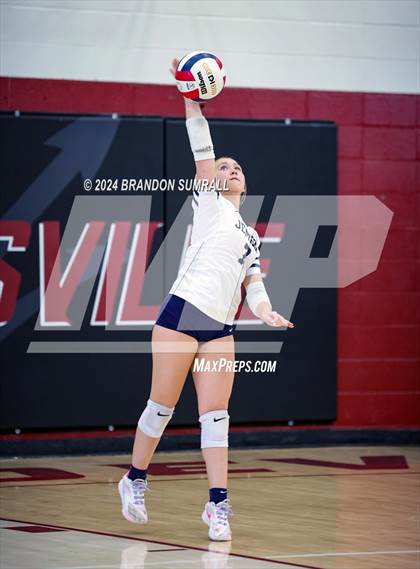 Thumbnail 1 in Chilton County vs Jemison (Chilton County Tournament) photogallery.
