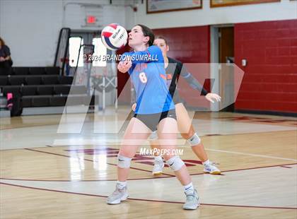 Thumbnail 3 in Chilton County vs Jemison (Chilton County Tournament) photogallery.