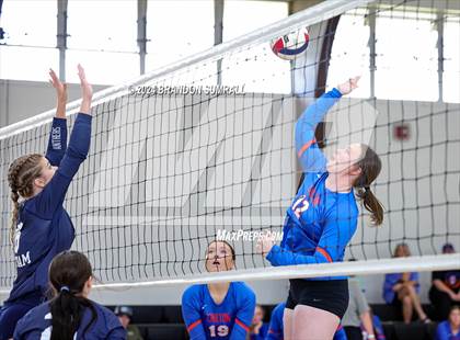 Thumbnail 2 in Chilton County vs Jemison (Chilton County Tournament) photogallery.