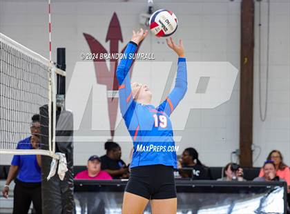 Thumbnail 3 in Chilton County vs Jemison (Chilton County Tournament) photogallery.