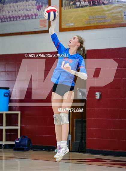 Thumbnail 1 in Chilton County vs Jemison (Chilton County Tournament) photogallery.