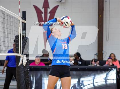 Thumbnail 2 in Chilton County vs Jemison (Chilton County Tournament) photogallery.
