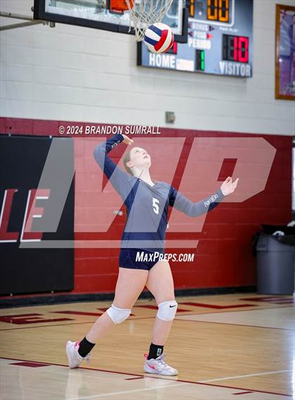 Thumbnail 2 in Chilton County vs Jemison (Chilton County Tournament) photogallery.