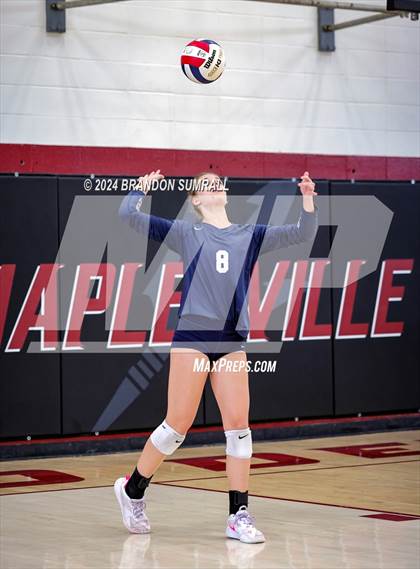Thumbnail 2 in Chilton County vs Jemison (Chilton County Tournament) photogallery.
