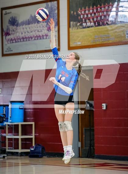 Thumbnail 2 in Chilton County vs Jemison (Chilton County Tournament) photogallery.