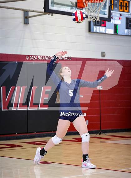 Thumbnail 2 in Chilton County vs Jemison (Chilton County Tournament) photogallery.