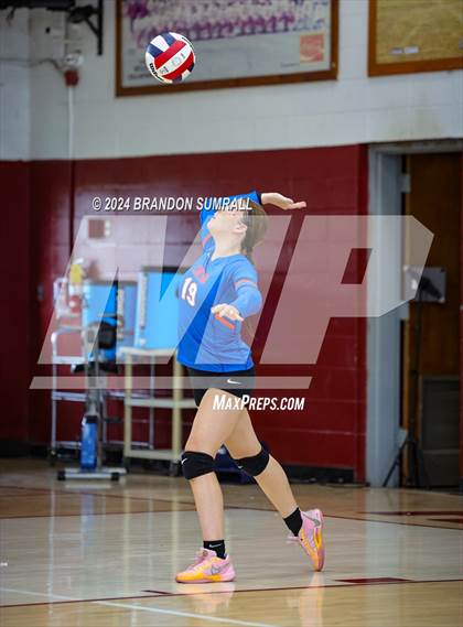 Thumbnail 2 in Chilton County vs Jemison (Chilton County Tournament) photogallery.