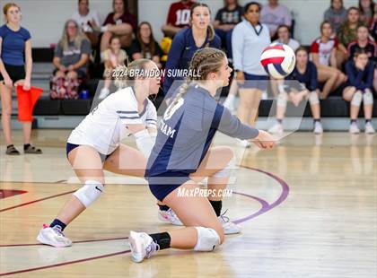 Thumbnail 3 in Chilton County vs Jemison (Chilton County Tournament) photogallery.