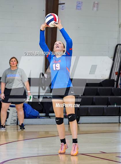 Thumbnail 1 in Chilton County vs Jemison (Chilton County Tournament) photogallery.