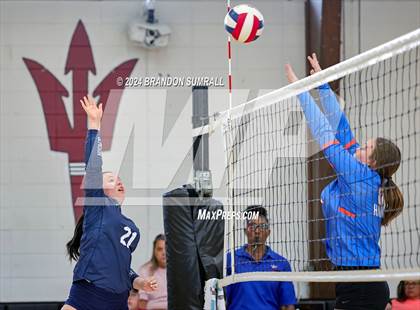 Thumbnail 1 in Chilton County vs Jemison (Chilton County Tournament) photogallery.