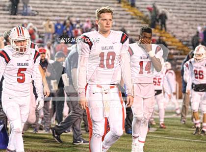 Thumbnail 3 in Whitehaven vs. Oakland  (TSSAA Division I Class 6A Final) photogallery.