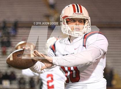 Thumbnail 1 in Whitehaven vs. Oakland  (TSSAA Division I Class 6A Final) photogallery.