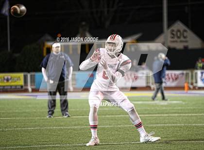 Thumbnail 3 in Whitehaven vs. Oakland  (TSSAA Division I Class 6A Final) photogallery.