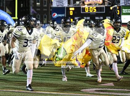 Thumbnail 3 in Whitehaven vs. Oakland  (TSSAA Division I Class 6A Final) photogallery.