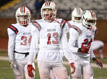 Thumbnail 1 in Whitehaven vs. Oakland  (TSSAA Division I Class 6A Final) photogallery.
