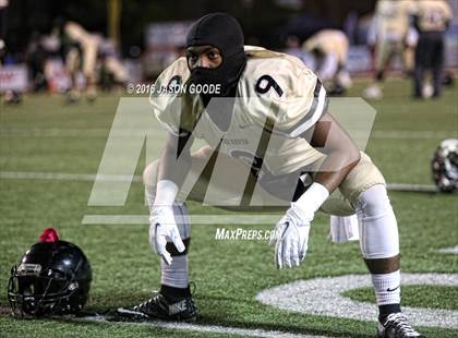 Thumbnail 3 in Whitehaven vs. Oakland  (TSSAA Division I Class 6A Final) photogallery.