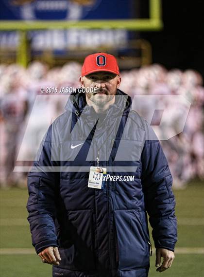 Thumbnail 2 in Whitehaven vs. Oakland  (TSSAA Division I Class 6A Final) photogallery.