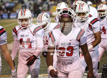 Thumbnail 2 in Whitehaven vs. Oakland  (TSSAA Division I Class 6A Final) photogallery.